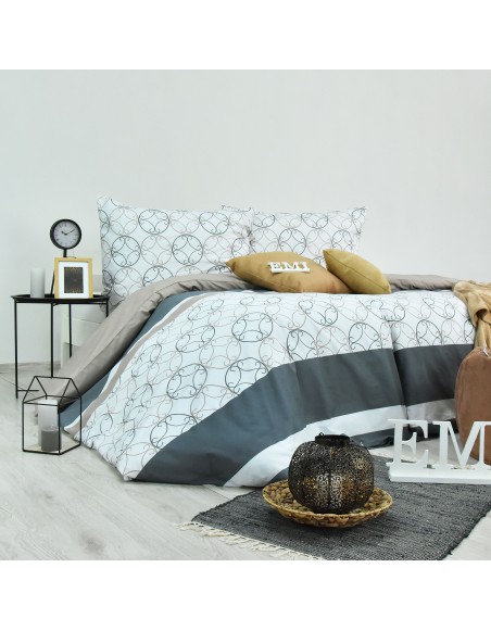 vzorovane_modrene_obliecky_na_postel_EMI