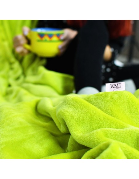 Deka_neon_zelena_150x200_cm_EMI