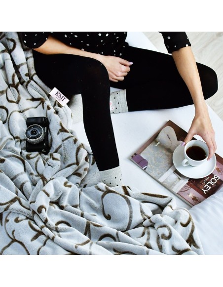 Deka_ornament_150x200_cm_EMI