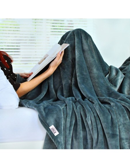 Deka_tmavosiva_150x200_cm_EMI