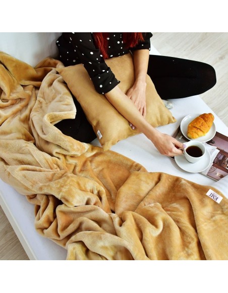 Deka_svetlohneda_150x200_cm_EMI