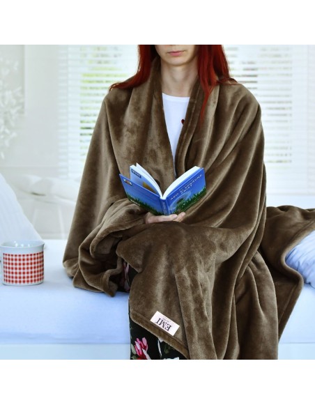 Deka_hneda_150x200_cm_EMI