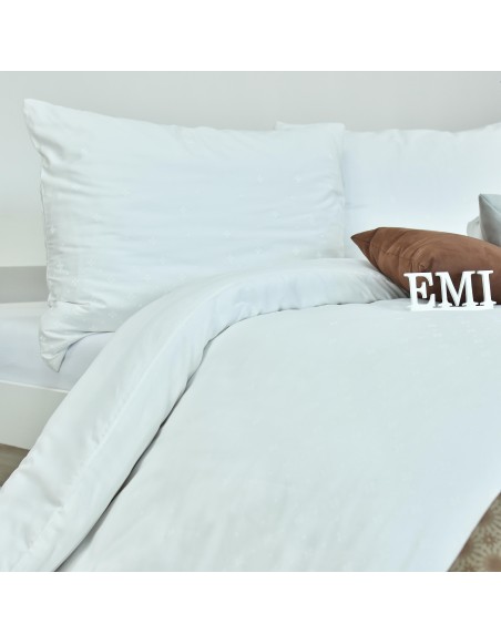 kvalitne_satenove_obliecky_EMI