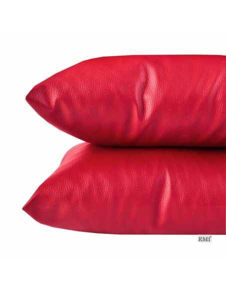 cerveny_ozdobny_vankus_EMI