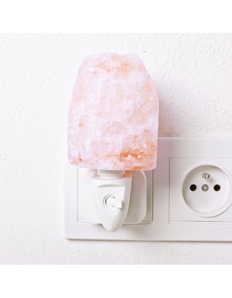 Soľná lampa do zásuvky