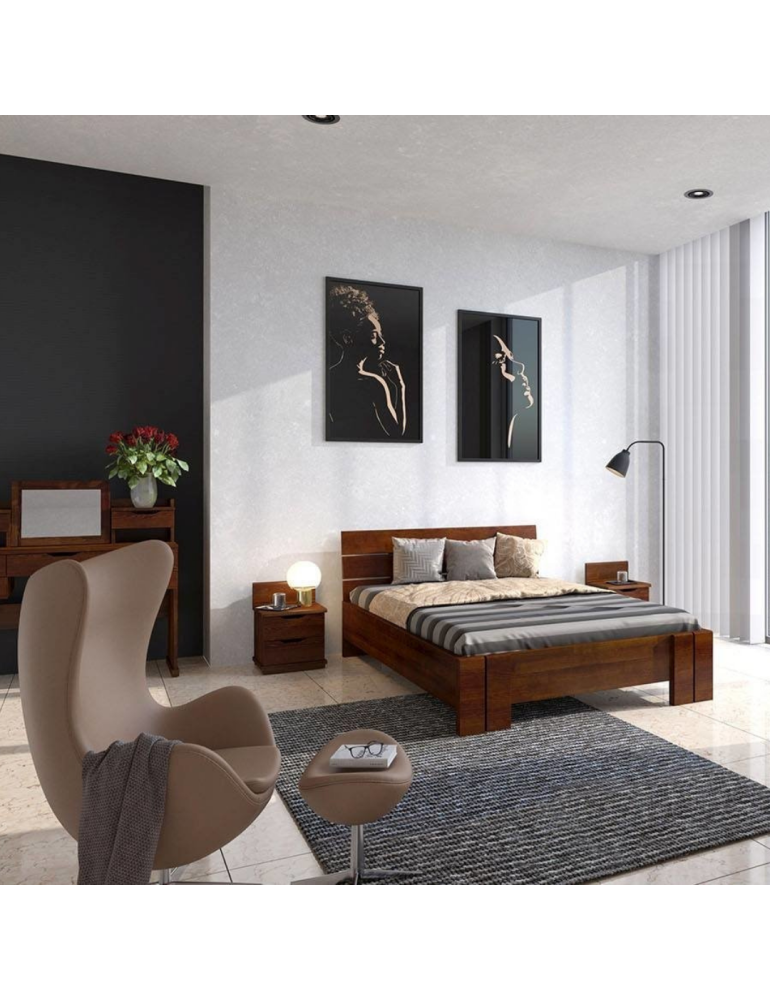 Postel_z_masivu_borovicova_orech_Arhus_High_Visby