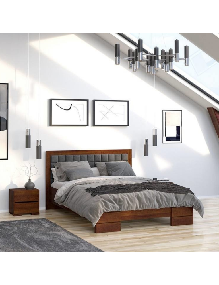 Postel_calunena_borovicova_Gotland_High_Visby