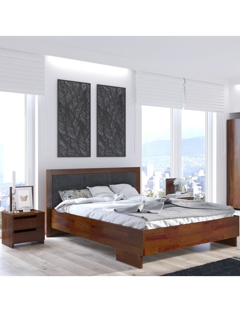 Postel_calunena_borovicova_Kalmar_High_Visby