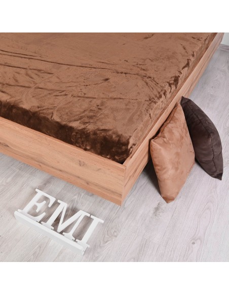 plachta_na_postel_z_mikroplysu_EMI