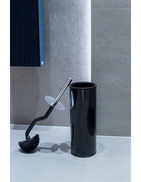 WC kefa čierna Brenta AWD