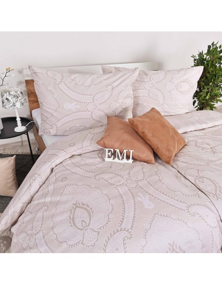 luxusne_satenove_obliecky_EMI