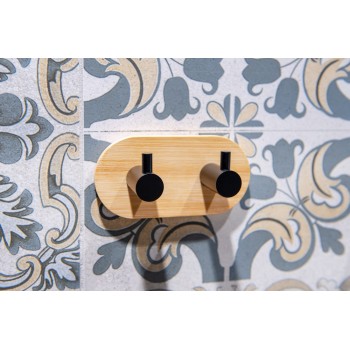 bambusovy_vesiak_na_stenu