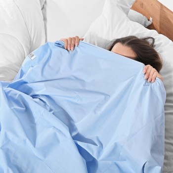 Pevna_postelna_plachta_modra_EMI