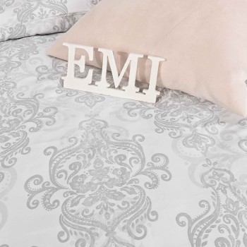 biele_satenove_obliecky