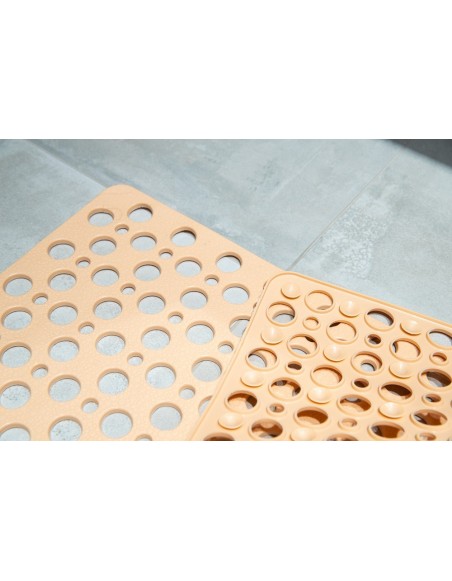 podložka_do_kupelne_s_prisavkami