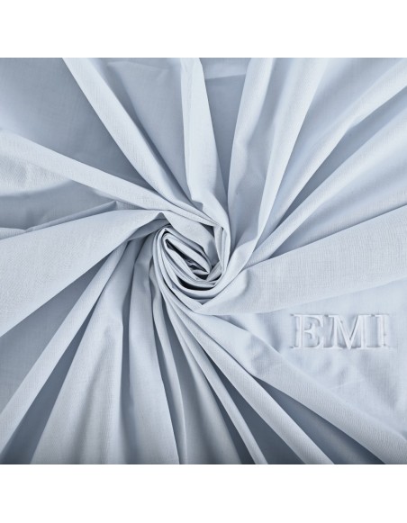 Svetlomodra_postelna_plachta_pevna_EMI