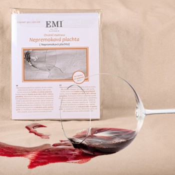 Plachta posteľná nepremokavá krémová s gumičkou po rohoch EMI