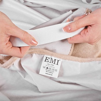 Plachta posteľná nepremokavá krémová s gumičkou po rohoch EMI