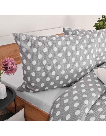 kvalitne_krepove_obliecky