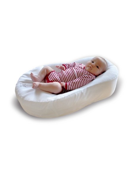 Penove_hniezdo_do_postielky_Cocoonbaby_S3_Red_Castle