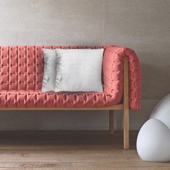 Dekoracny_vankus_biely_damaskovy_EMI