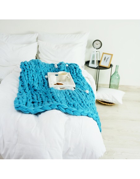 Pletena_deka_modra_100x120_cm_EMI