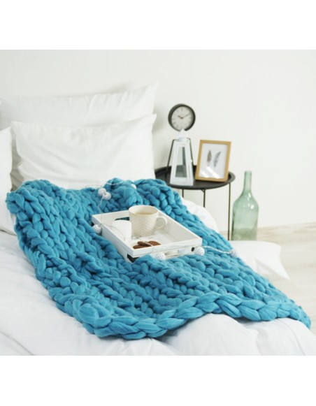 Pletena_deka_modra_100x120_cm_EMI