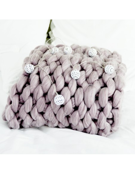 Pletena_deka_stara_fialova_100x120_cm_EMI