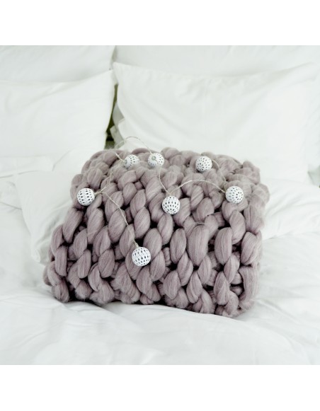 Pletena_deka_stara_fialova_100x120_cm_EMI