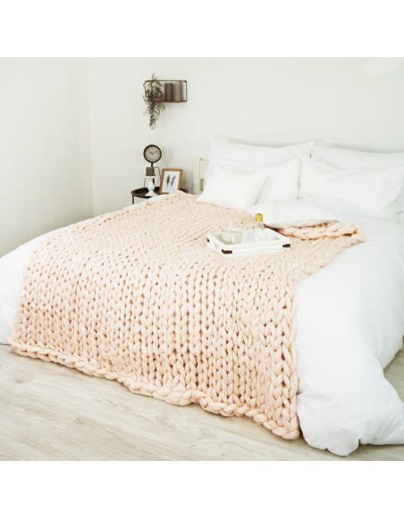 Pletena_deka_marhulova_150x200_cm_EMI