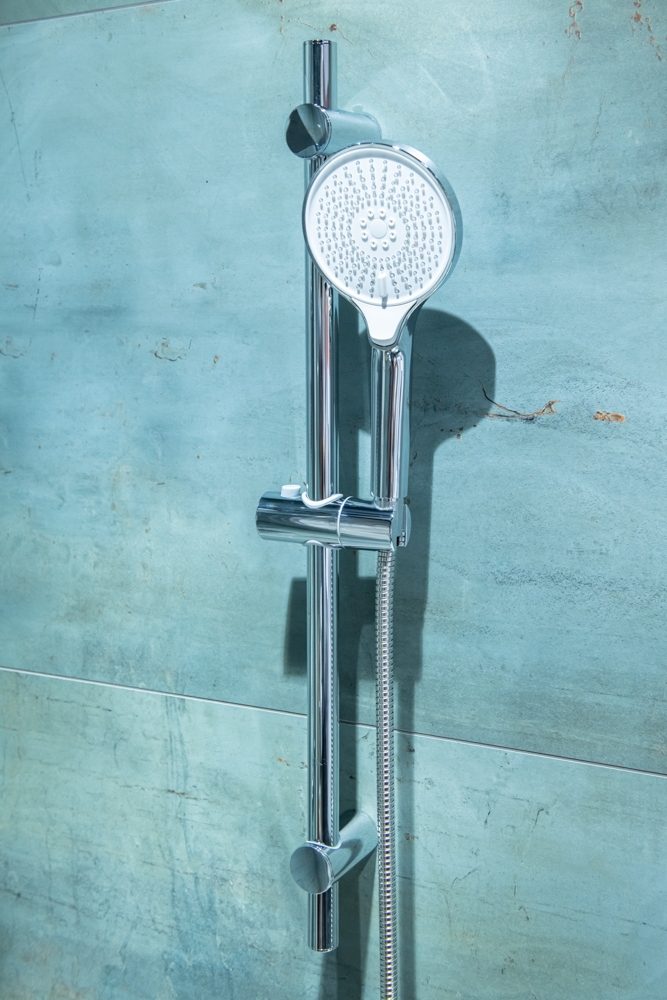 posuvny_drziak_na_sprchu