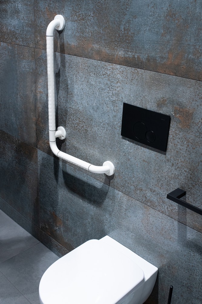 bezpecnostne_madlo_do_kupelne