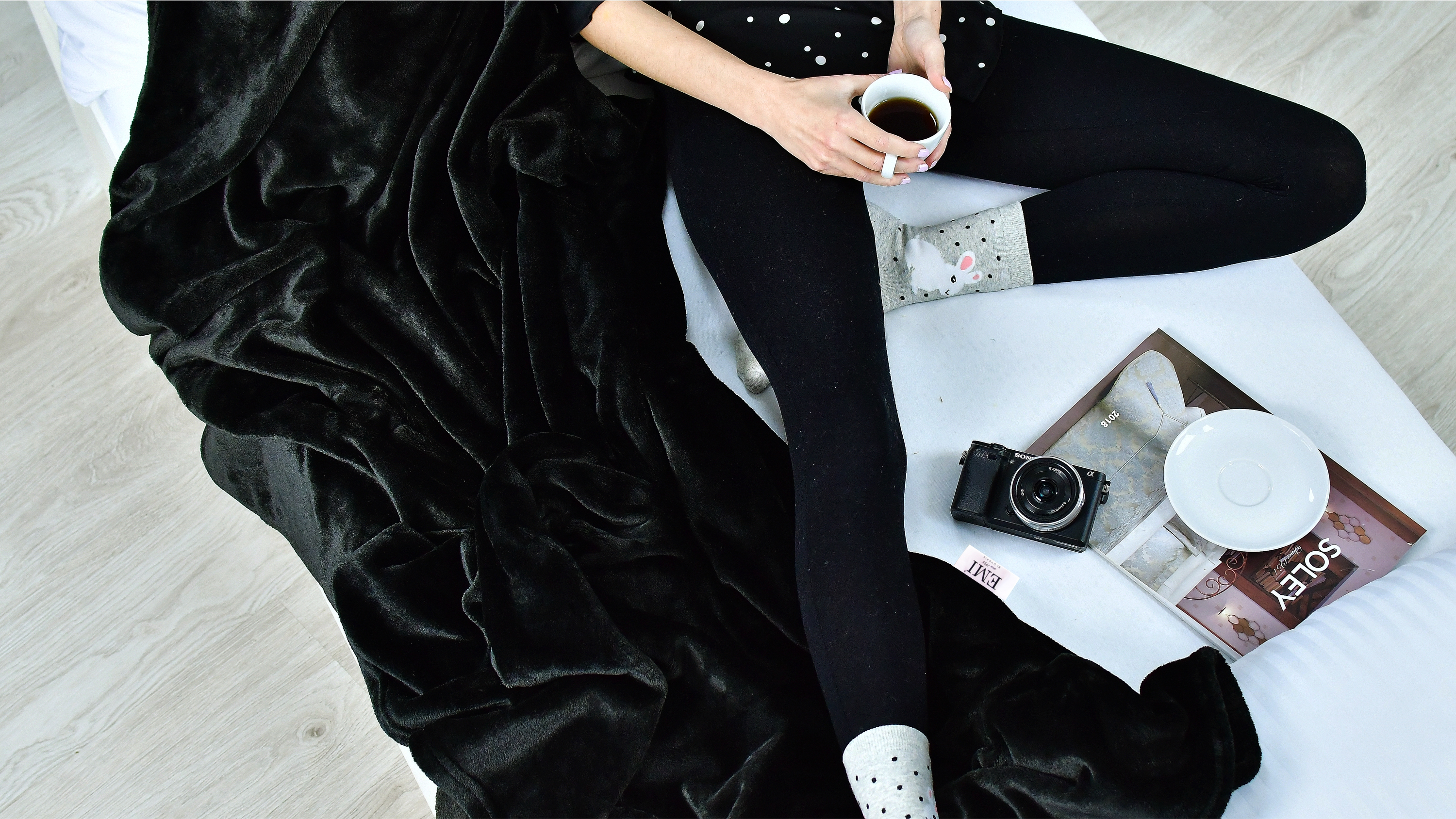 čierna deka z mikrovlákna 150 x 200