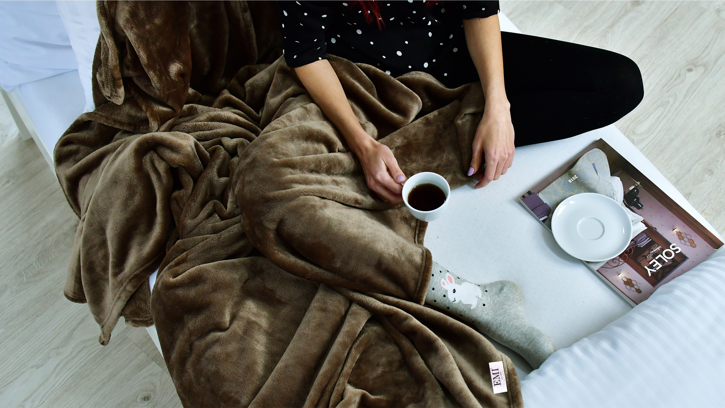 hnedá deka na posteľ 150 x 200