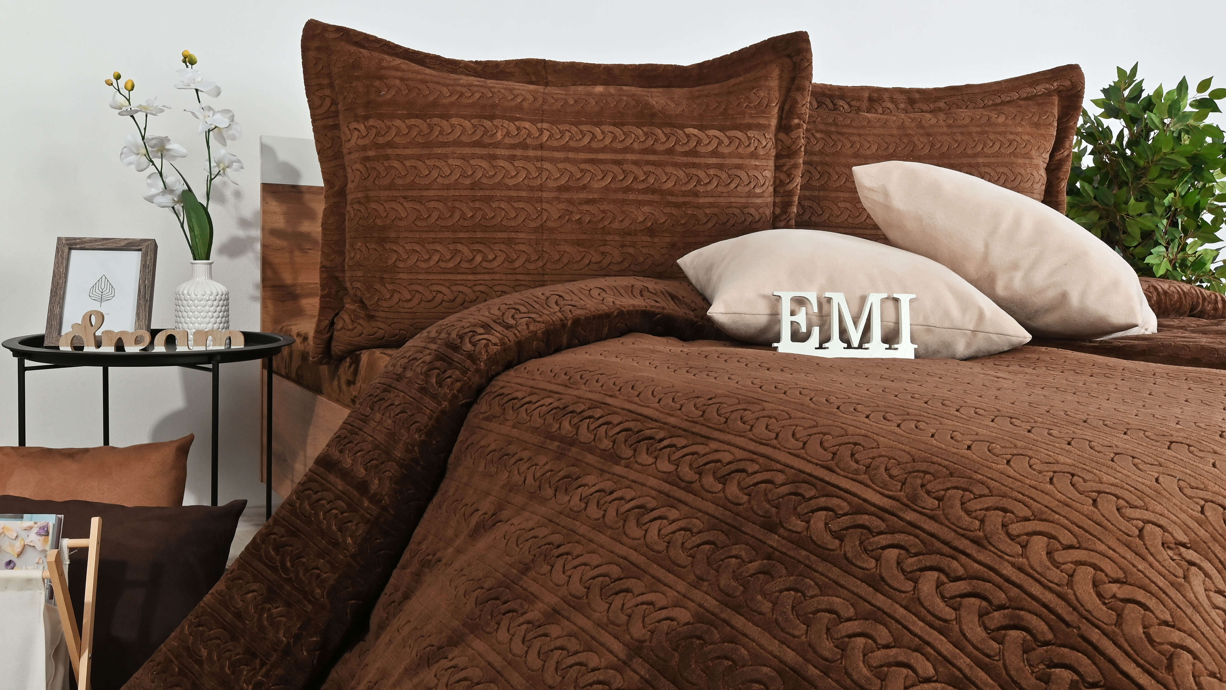 obliecky z mikroplysu Banu hnede