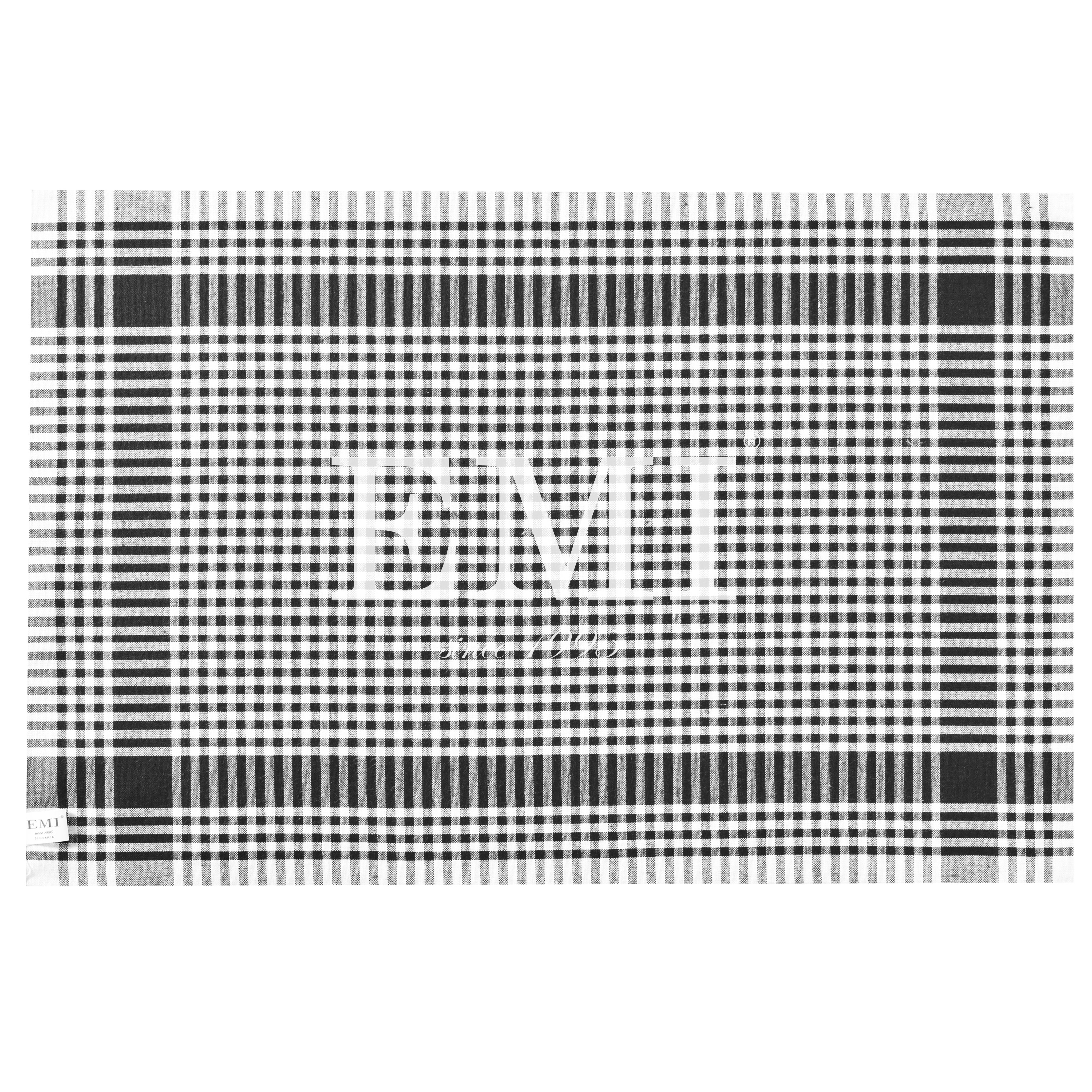 čierna kuchynská utierka