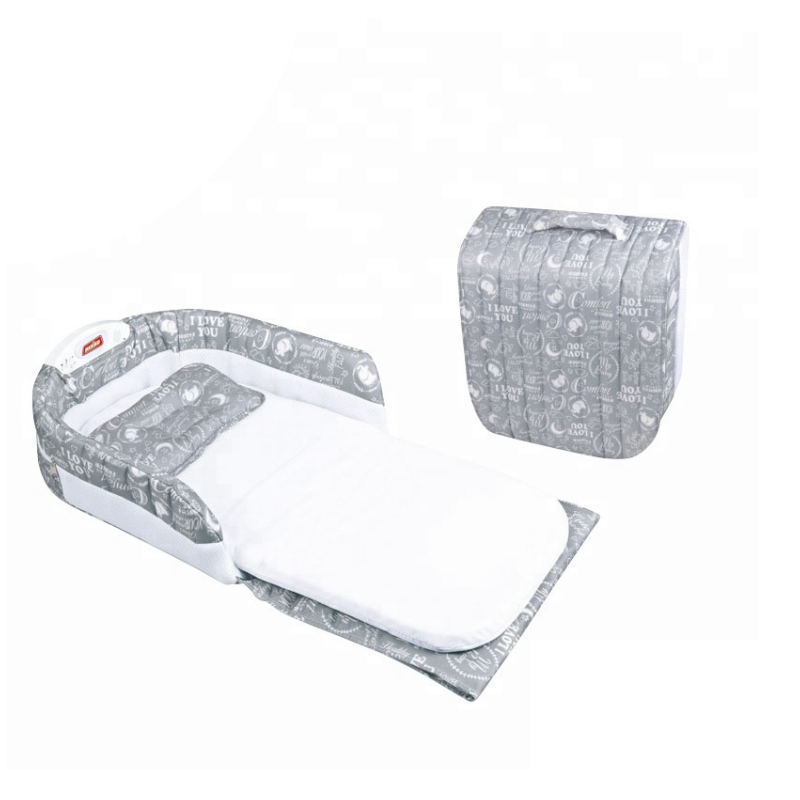 sivé hniezdo pre bábätko