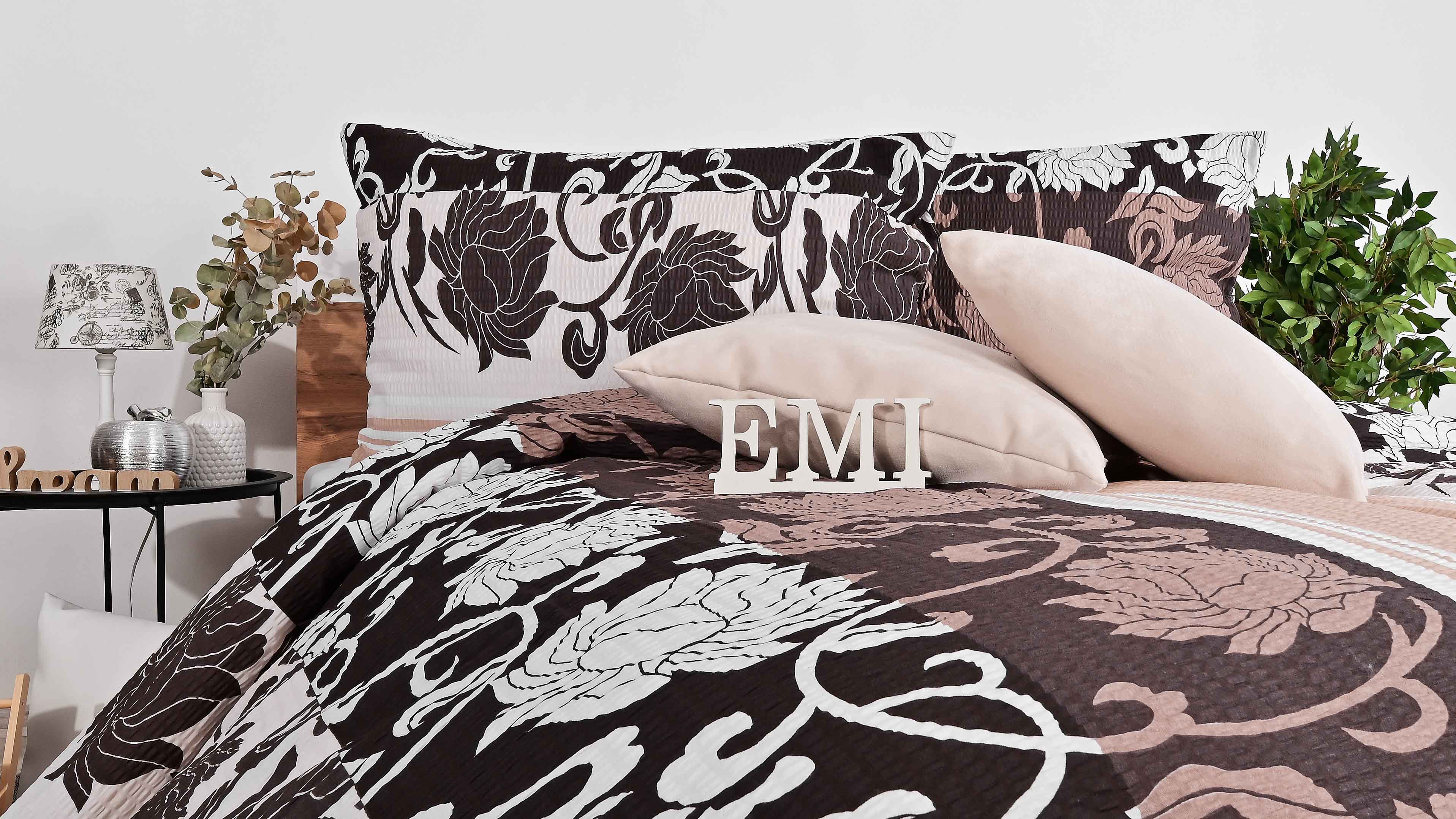 krepove_obliecky_hnede_emi