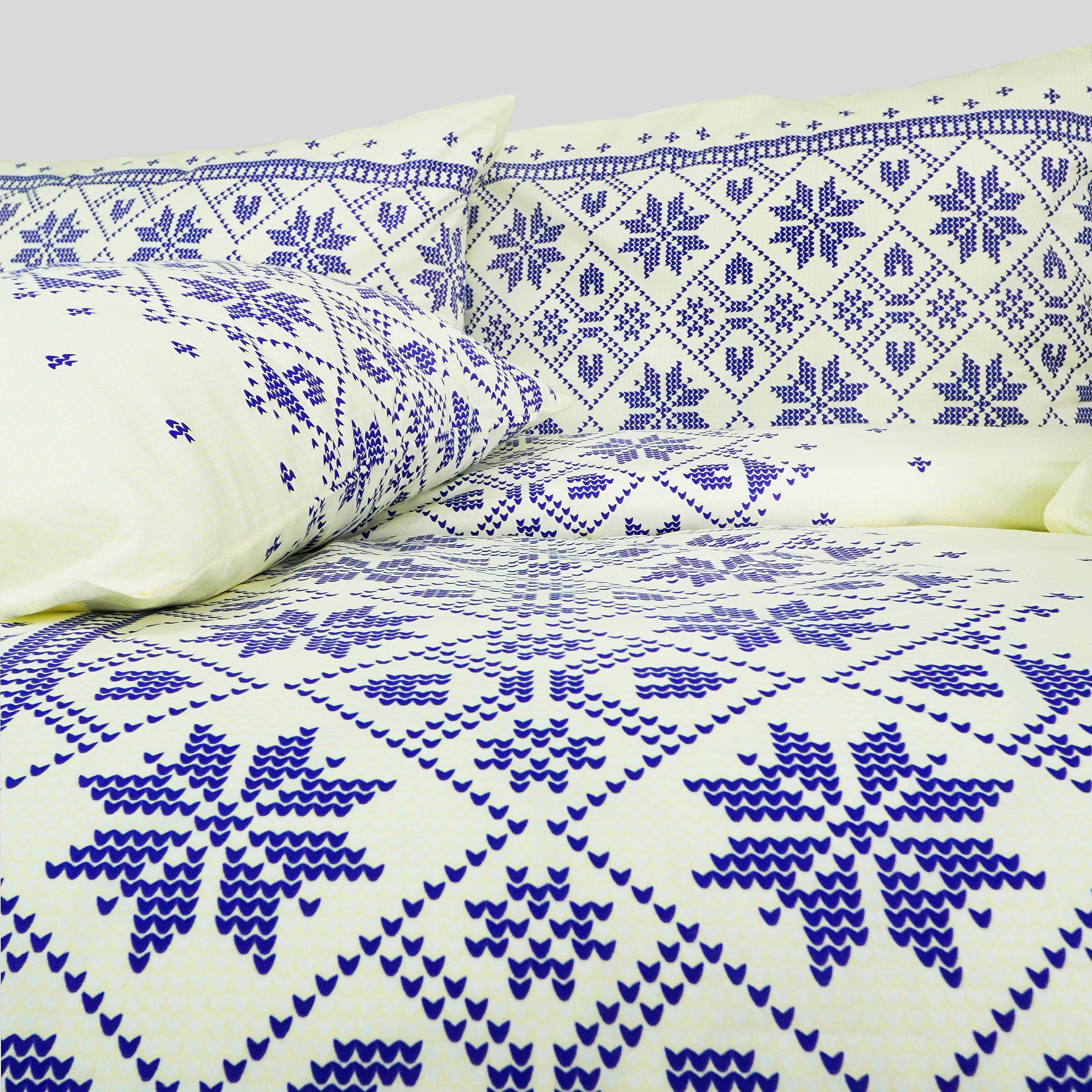 bavlnená látka s ľudovým vzorom