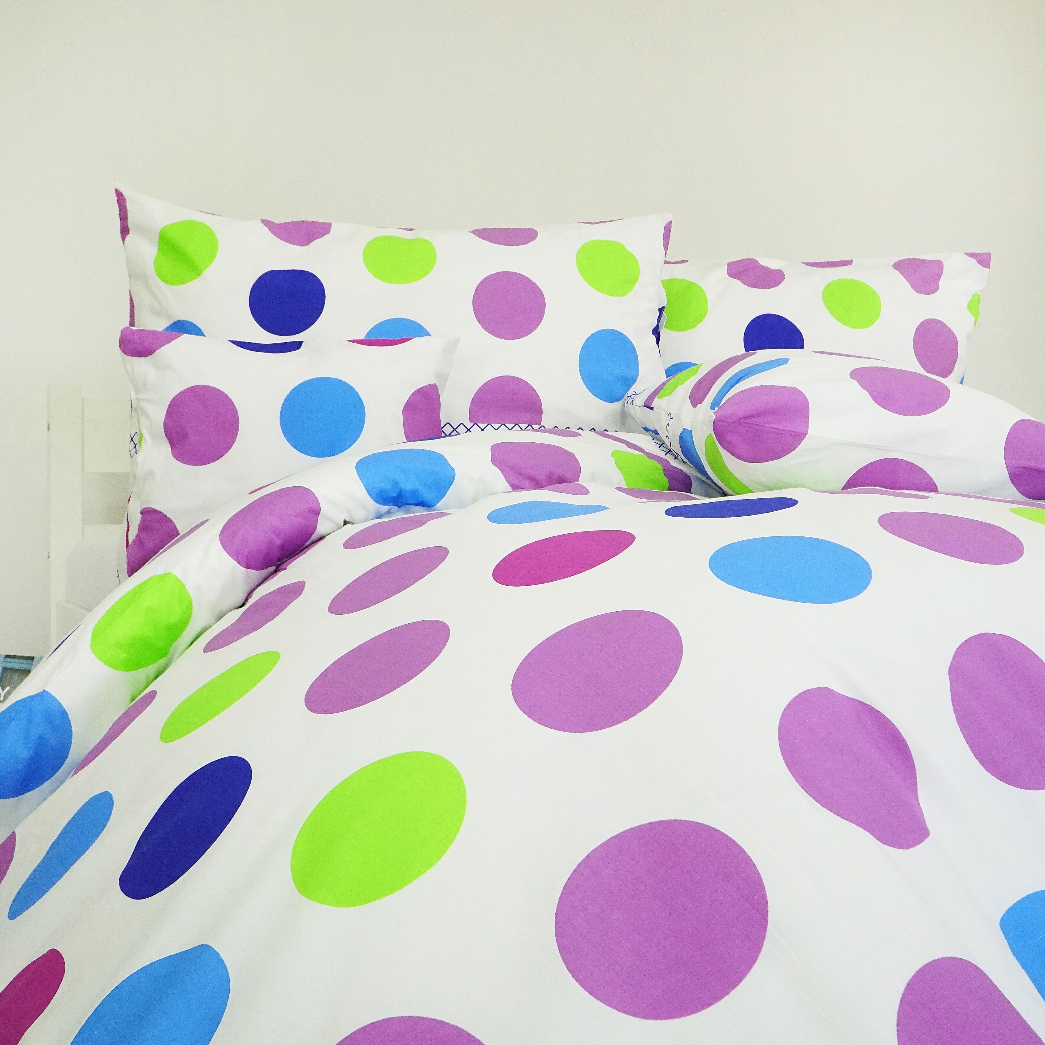 bodkovaná látka metráž