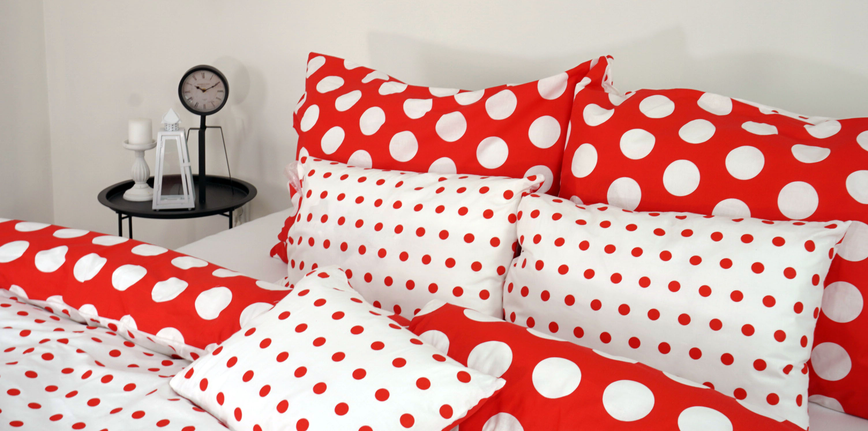 bodkovane postelne obliecky