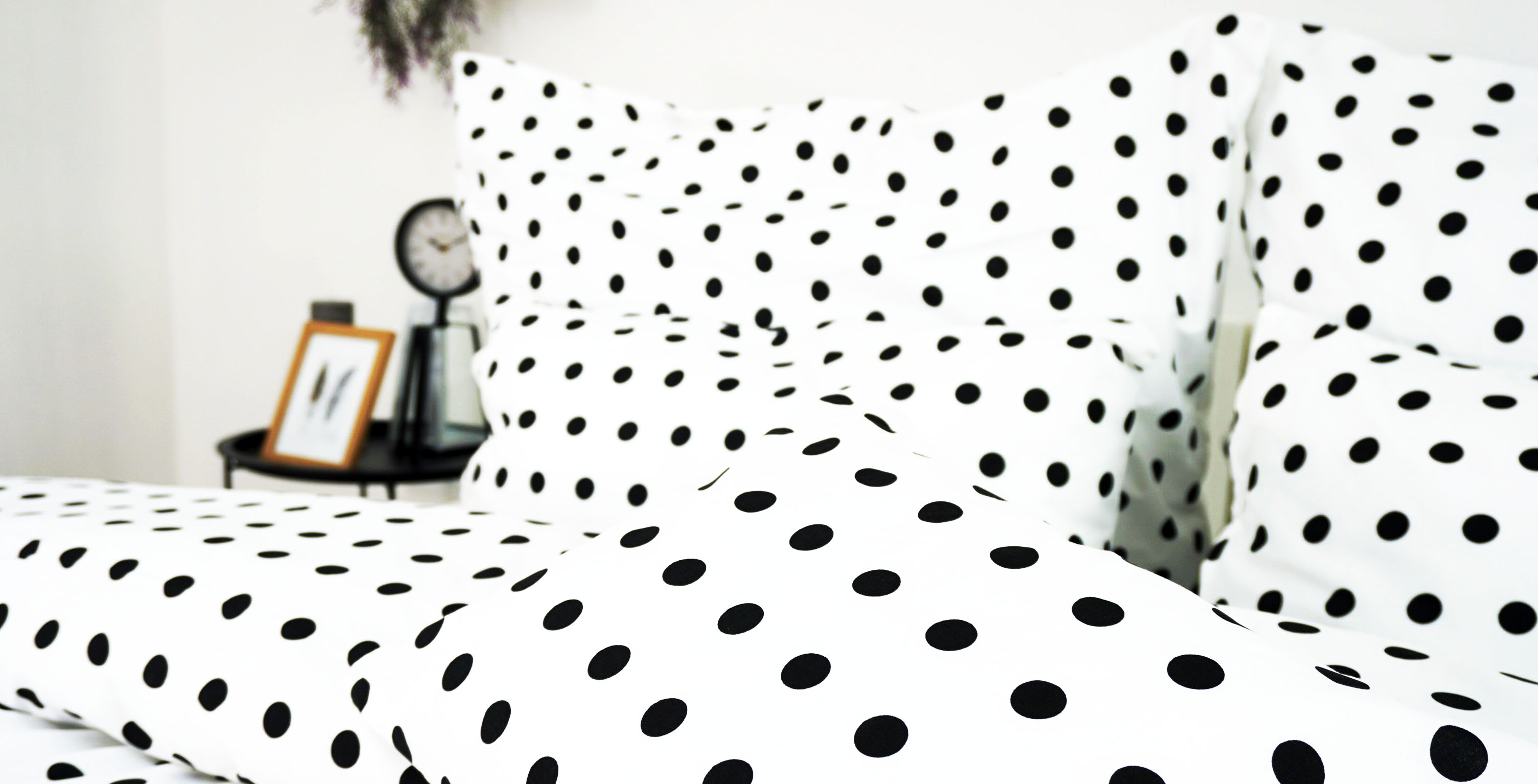 bielo cierne obliecky