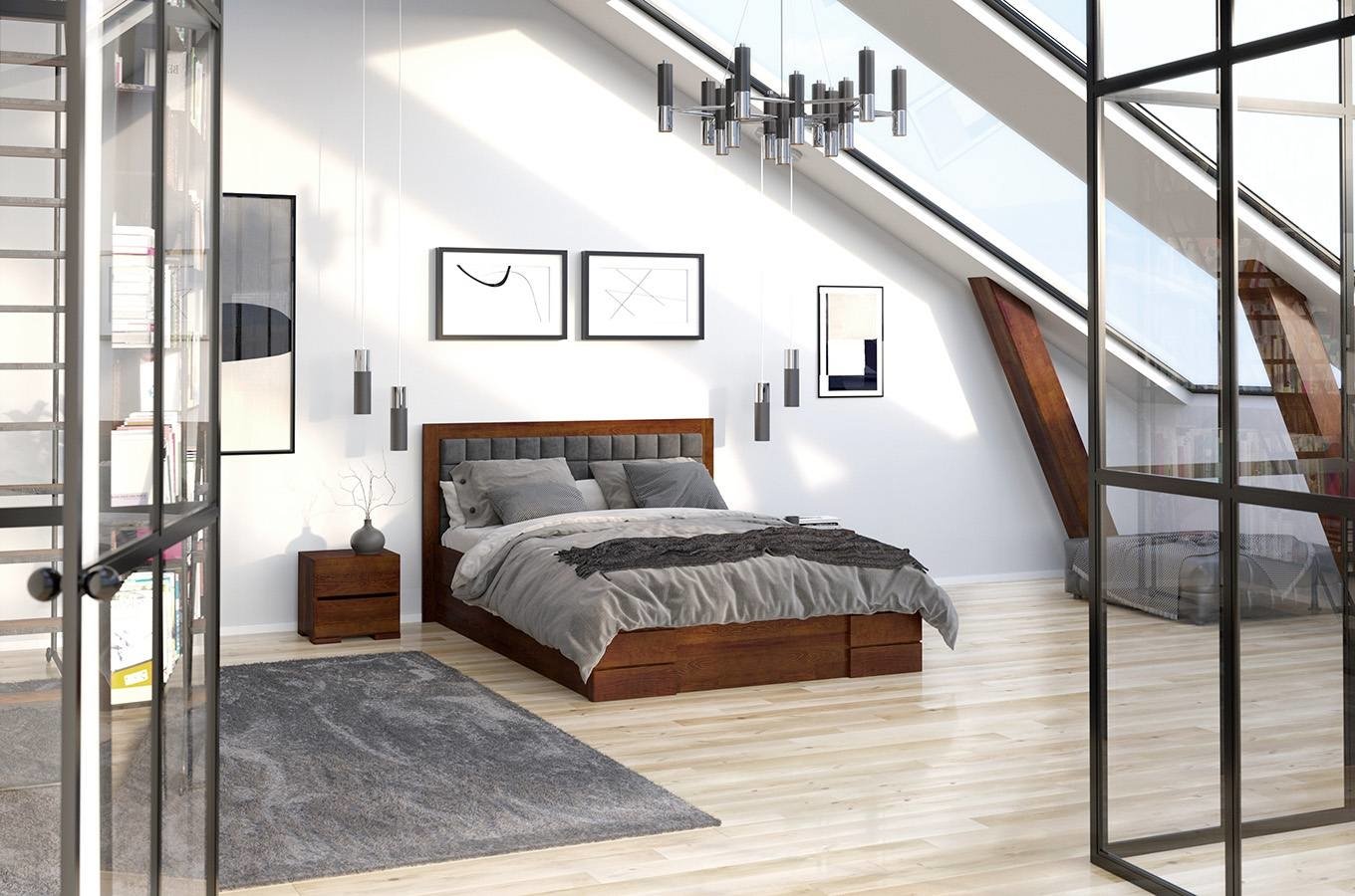 masivna borovicova postel