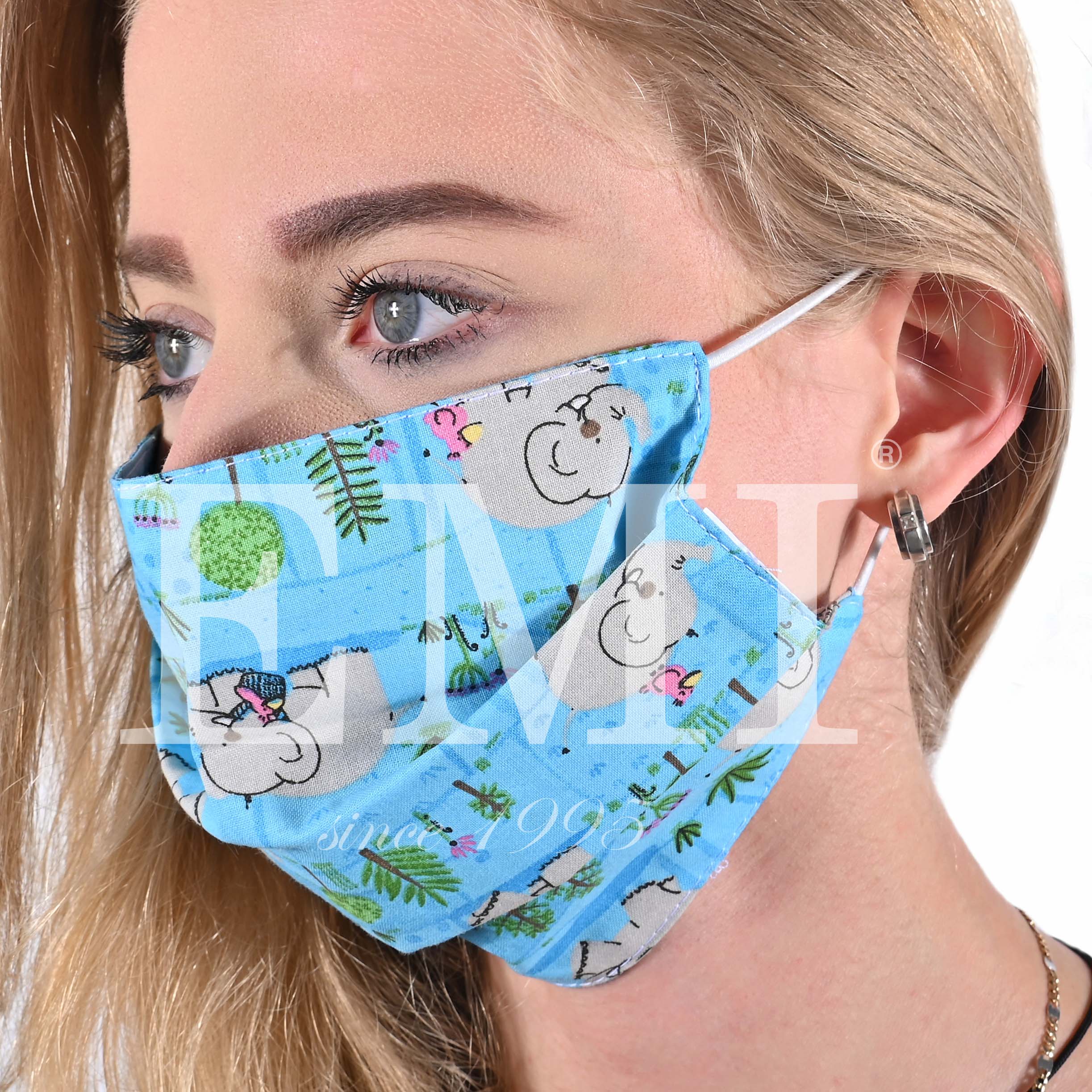 modré textilné dvojvrstvové rúško na tvár