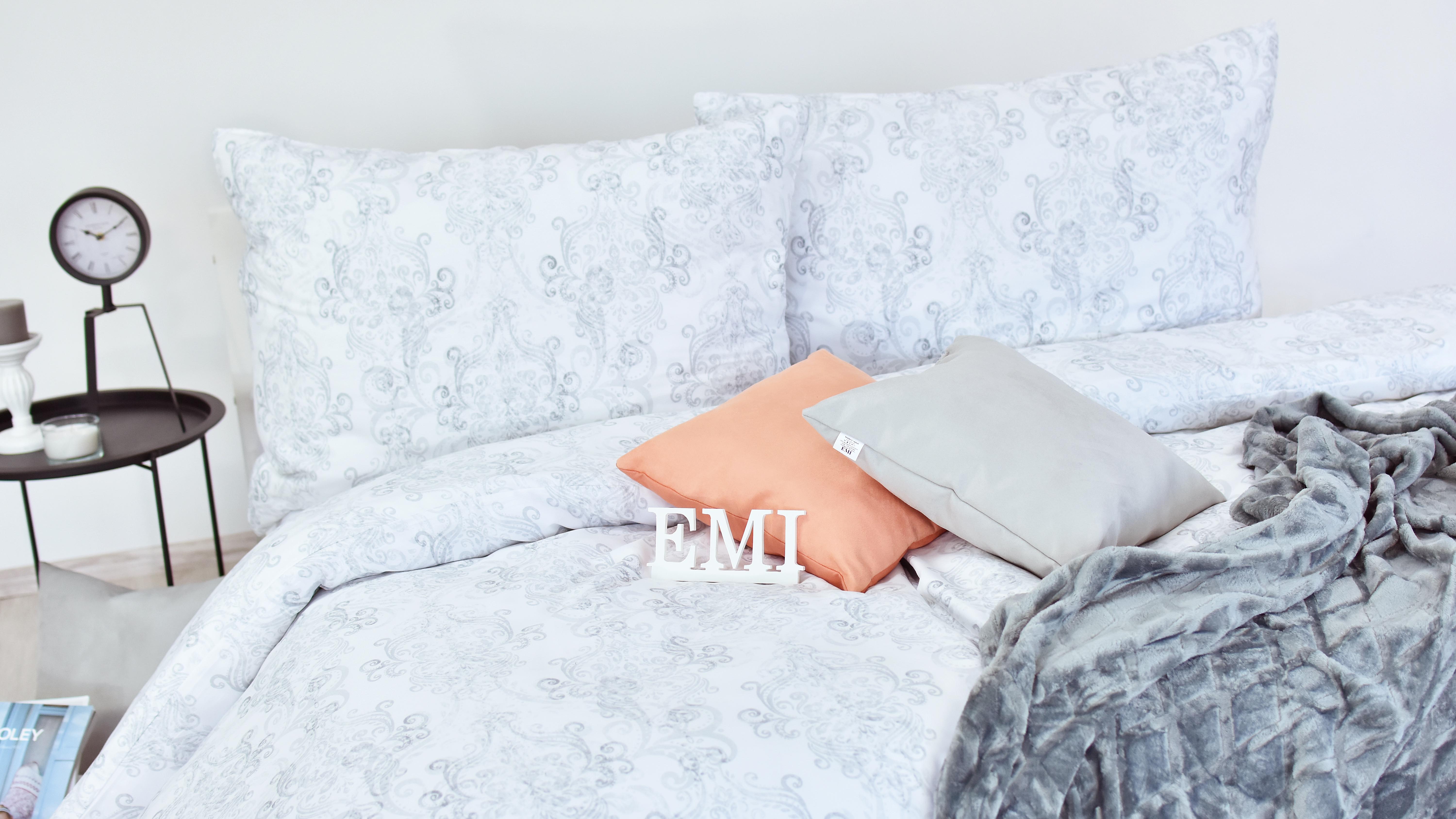 biele bavlnene obliecky Poetics saten