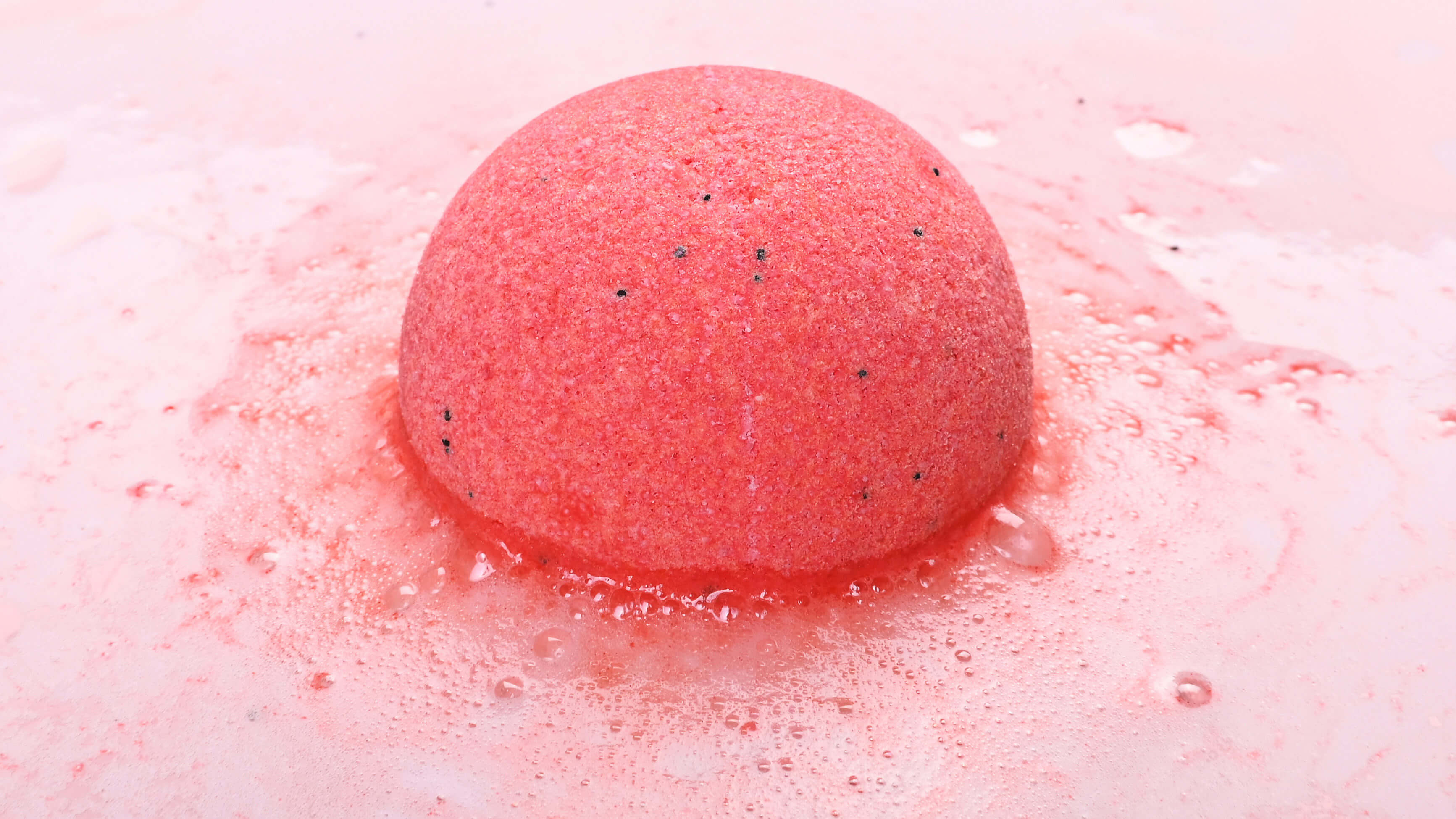 šumivá guľa do kúpeľa