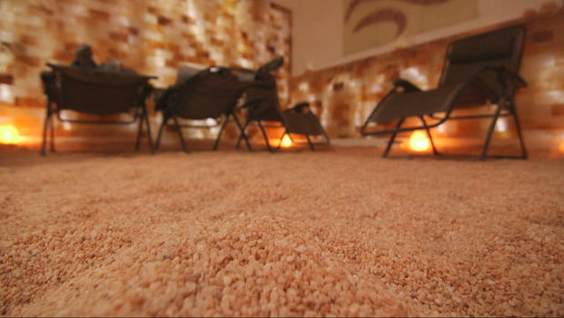 Podlaha soľnej jaskyne