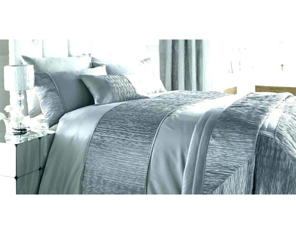 SATÉNOVÉ OBLIEČKY - NIE JE SATÉN AKO SATÉN